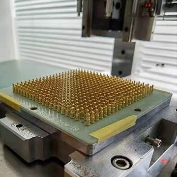 Connettore di pin Pogo a forza molla con altezza di lavoro di 4,9 mm