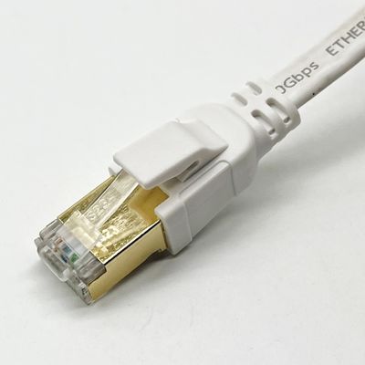 Cavo Ethernet bianco su misura da 1m Cat8 per la connessione a rete Cavo LAN con connettore Rj45