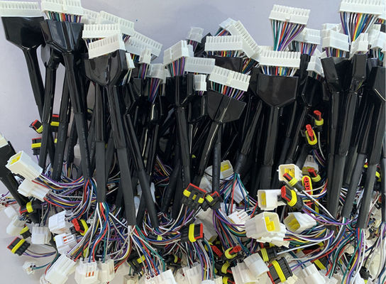 Arnesi di cablaggio per automobili personalizzati 24 pin per connessioni di fili 24 - 32AWG