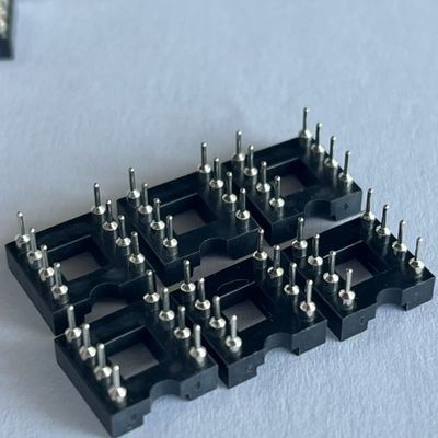 2.54mm 8 Pin IC Socket Connector Femminile Diretto Pin Header PBT Materiale isolante Nero