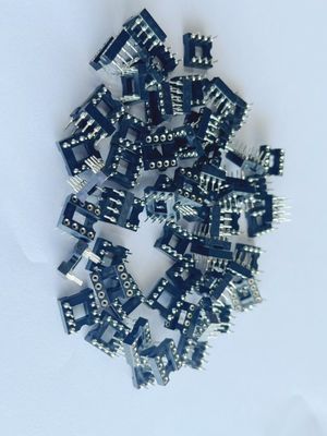 2.54mm 8 Pin IC Socket Connector Femminile Diretto Pin Header PBT Materiale isolante Nero