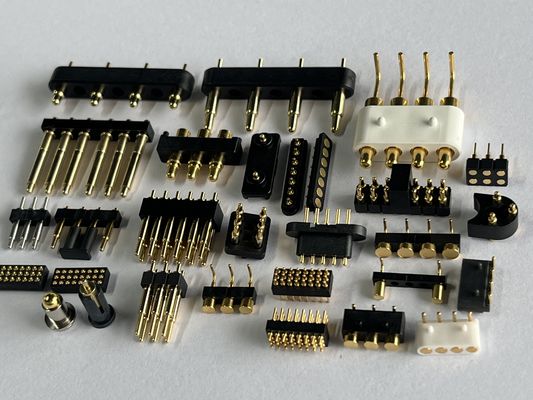 Connettore di aggancio Pogo Pin di tipo SMT 4pin 10pin 12pin Contatto a molla con elevata durata e resistenza alla nebbia salina